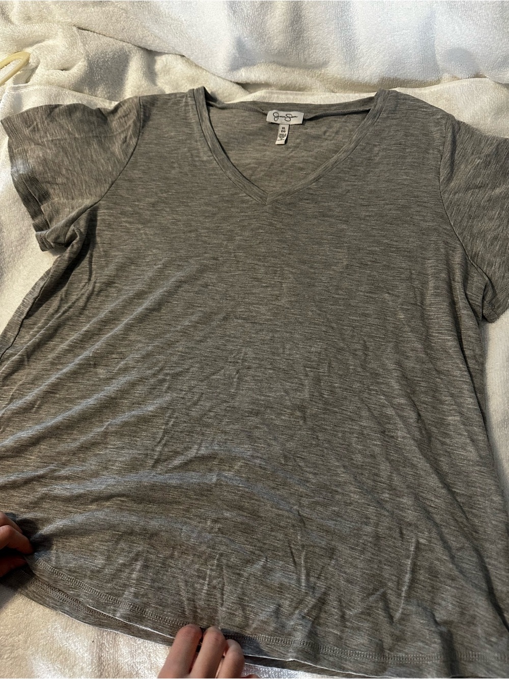 Jessica Simpson Heather Gray V-Neck Short Sleeve Tee